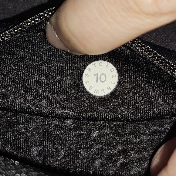 Lululemon Pace Rival Mid-Rise Skirt Size 10 - Picture 4 of 4